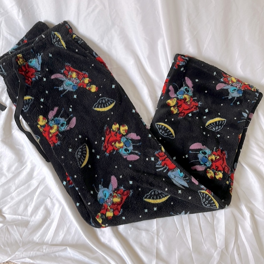 Fluffy Stitch pants
